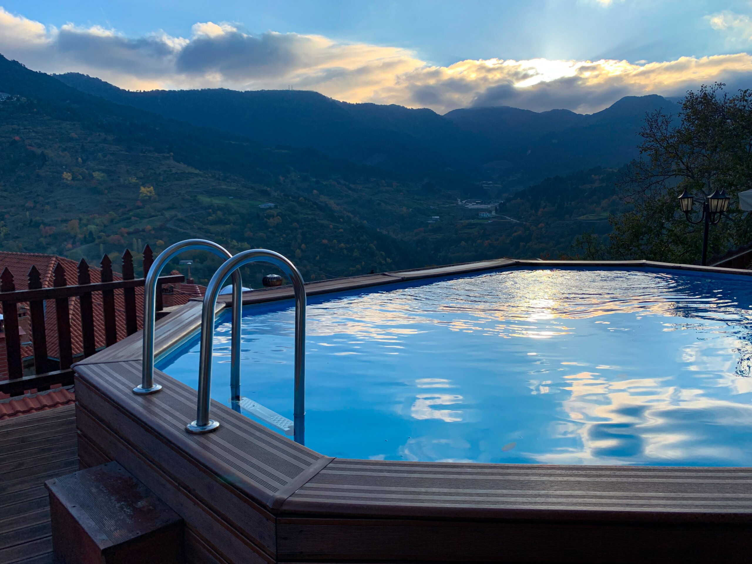 Piscinas en la terraza, ¿quieres nadar o relax?
