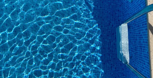 ¿Es necesario contar con un seguro para tu piscina?