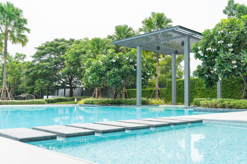 ¿Cómo elegir una cubierta para la piscina?
