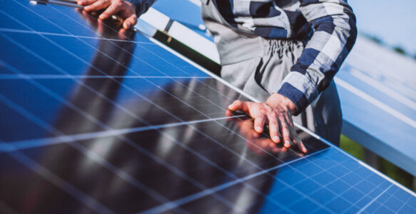 Aprovecha el sol este verano: Tu propia energía con placas solares