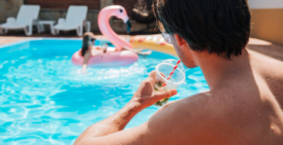 Guía de compra: Productos para mantener tu piscina limpia y segura