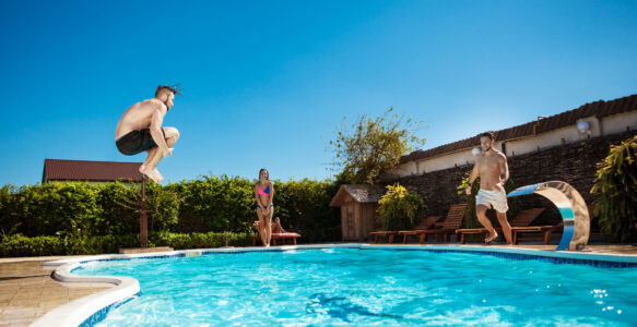 Accesorios para piscinas que marcan la diferencia