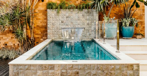 Filtración piscinas: guía definitiva para agua limpia